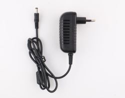 CoreParts MBA1183 adaptador e inversor de corriente Interior 10 W Negro 