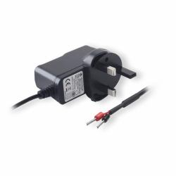 Teltonika PR3PRUK6 adaptador e inversor de corriente Interior 9 W Negro 