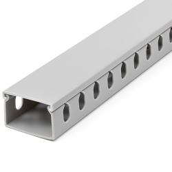 StarTech.com Canaleta para Cableado con Ranura Abierta y Tapa, 38 mm An x 25 mm Al - 2 m Lar - Ranuras de 8 mm, Cubierta de PVC o Conducto de Pared para Cables de Red - Para un Máximo de 20 Cables...