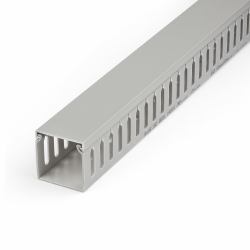 StarTech.com Canaleta para Cableado con Ranura Abierta y Tapa, 50 mm An x 50 mm Al - 2 m Lar - Ranuras de 8 mm, Cubierta de PVC o Conducto de Pared para Cables de Red - Para un Máximo de 80 Cables...